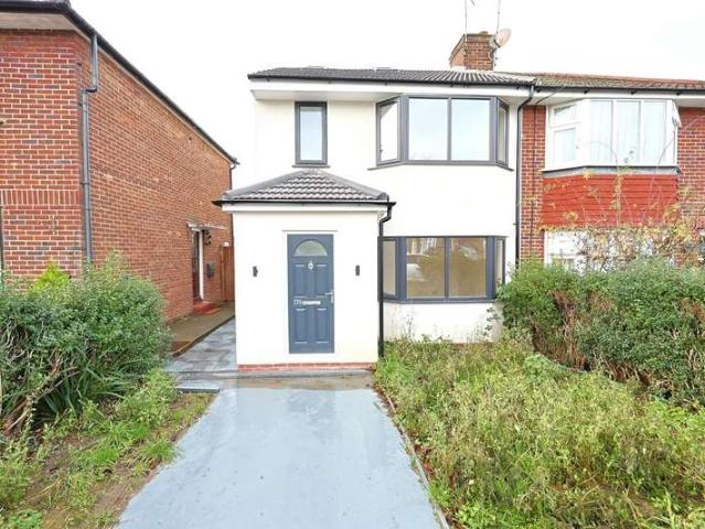 Farm for sale in Elstree and Borehamwood, Borehamwood