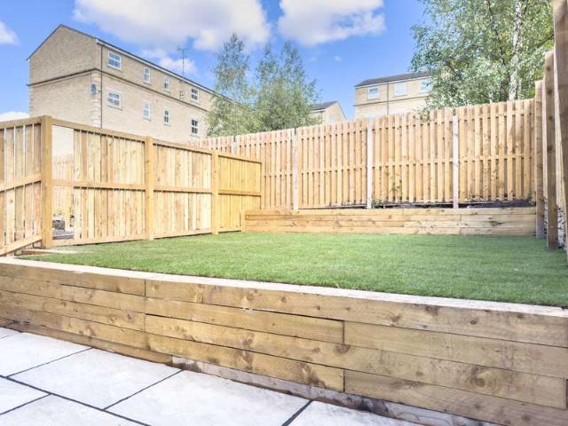 Farm for sale in Brighouse, Bailiff Bridge