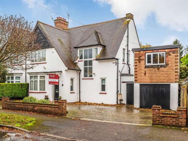 Farm for sale in Greater London