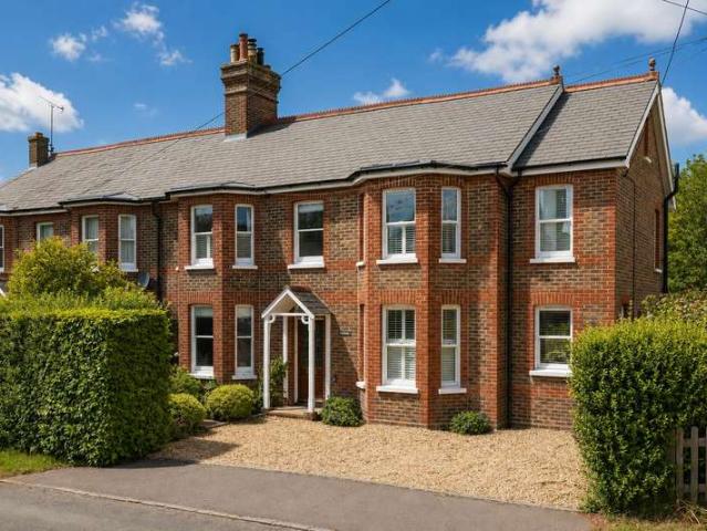Farm for sale in Horsted Keynes, Perryfields