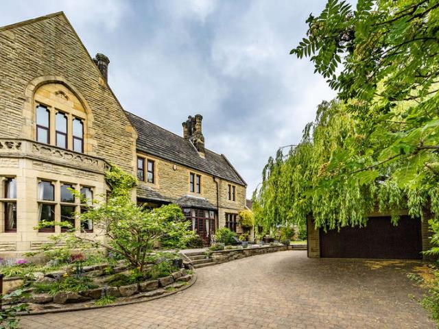Farm for sale in Lower Hopton, Mirfield