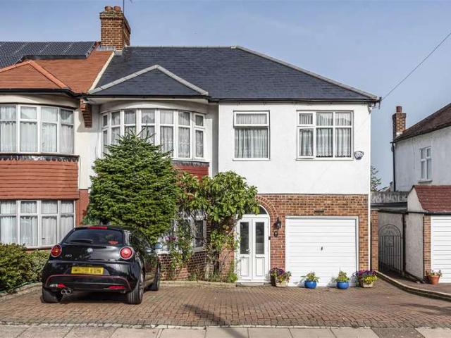 Farm for sale in Southgate, Oakwood