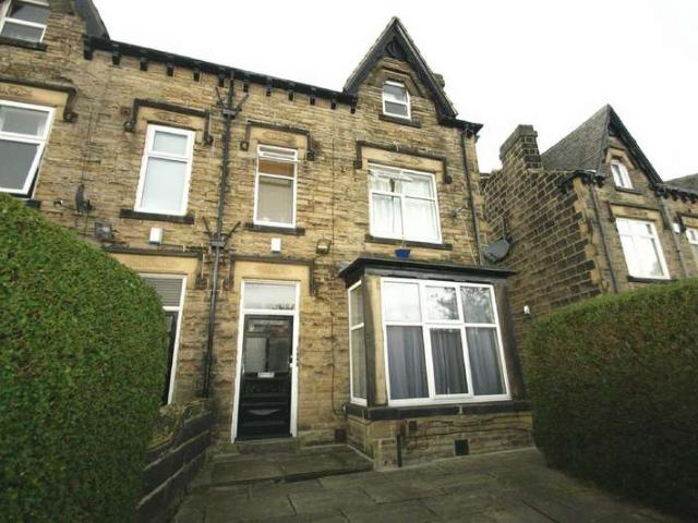 Farm for sale in Whitkirk, Colton