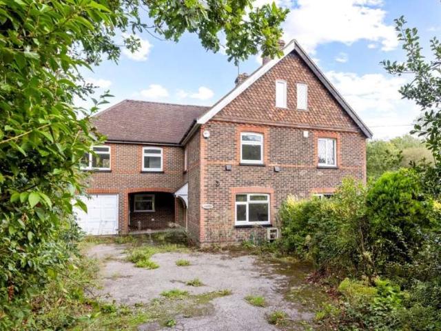 Farm for sale in Manor Royal, Crawley