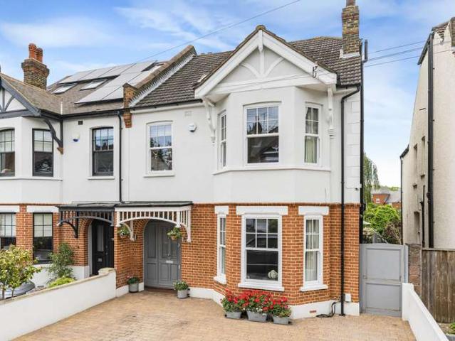 Farm for sale in Greater London