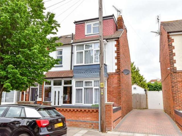 Farm for sale in Tipner, City Of Portsmouth