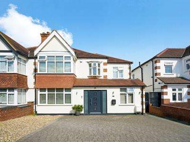 Farm for sale in Sudbury, North Wembley