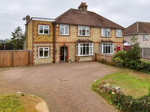 Farm for sale in Larkfield, Tonbridge and Malling