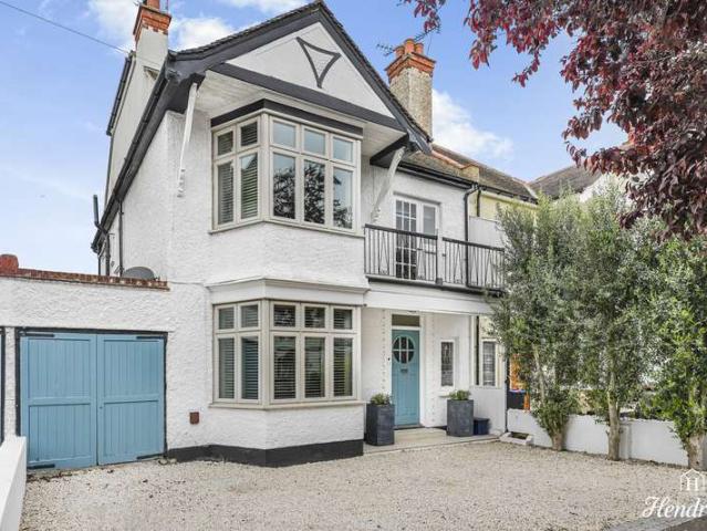 Farm for sale in Alton Barnes, Essex