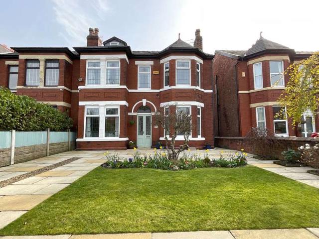 Farm for sale in Meols Cop, Southport