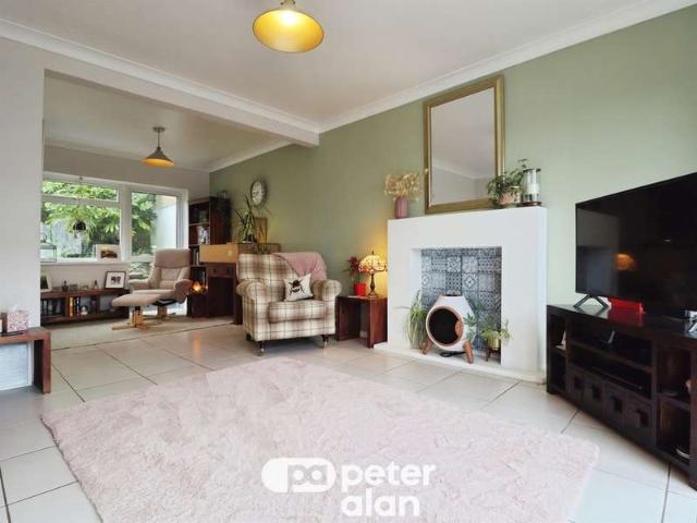 Farm for sale in Taffs Well, Wales