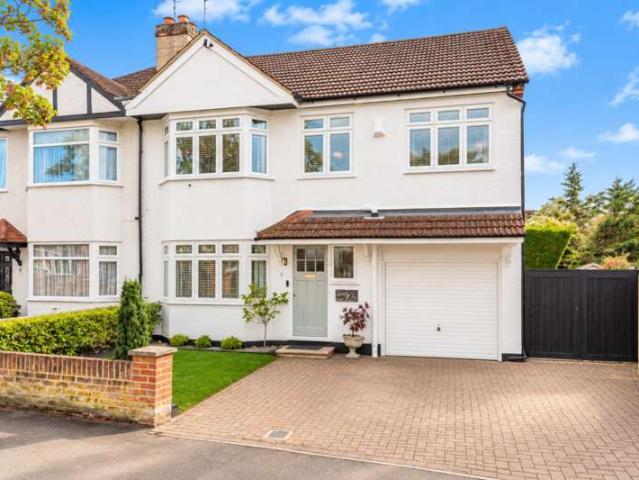 Farm for sale in Staines-upon-Thames, Surrey