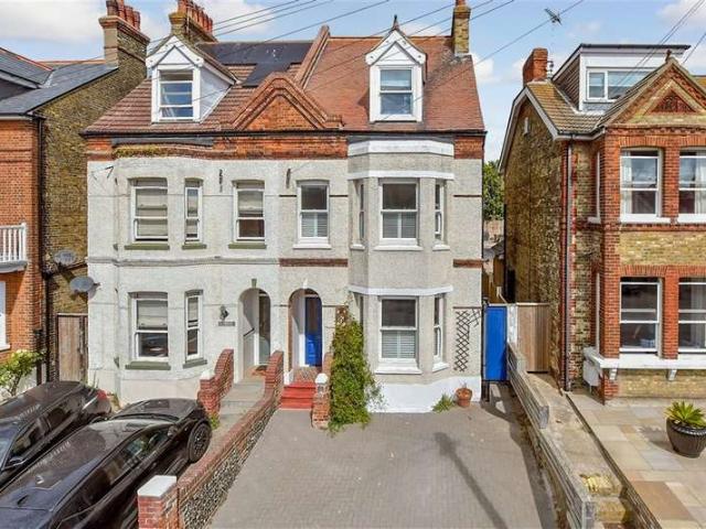 Farm for sale in Upton, Thanet