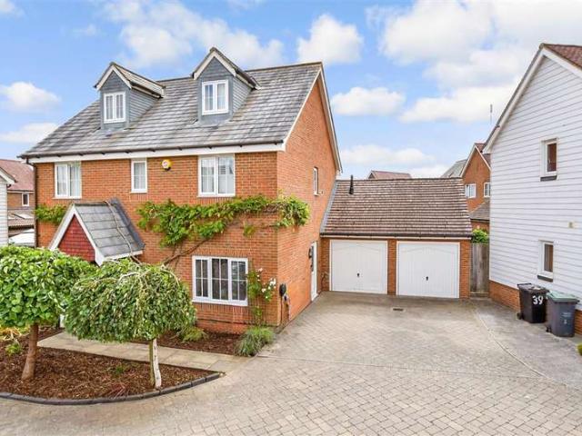 Farm for sale in Bourne Vale, Kent