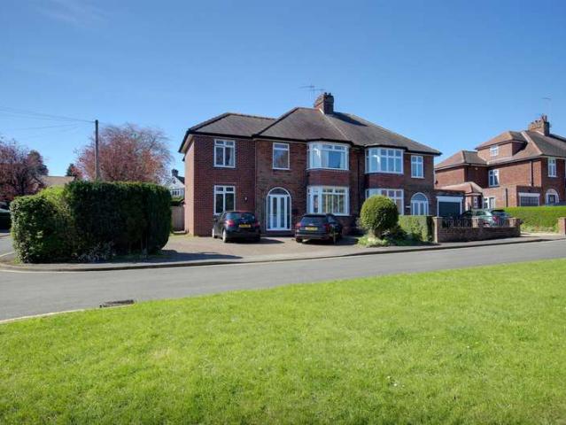 Farm for sale in Molescroft