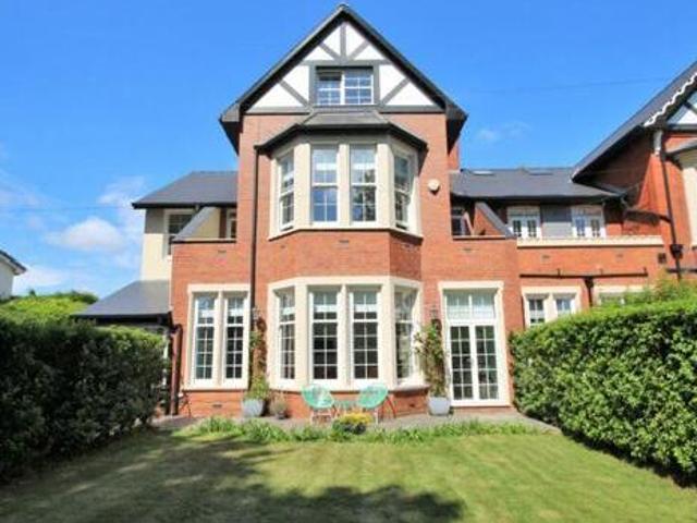 House for rent in Lyons, Greater London