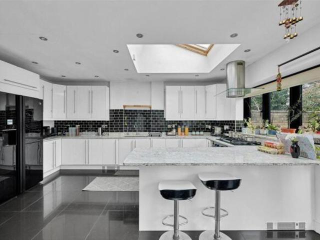 Farm for rent in Bexleyheath, Greater London