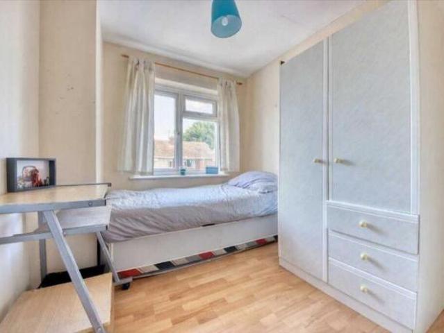 Farm for rent in The Bridge, Kent