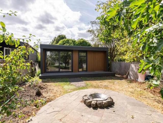 Property for rent in Cat Hill