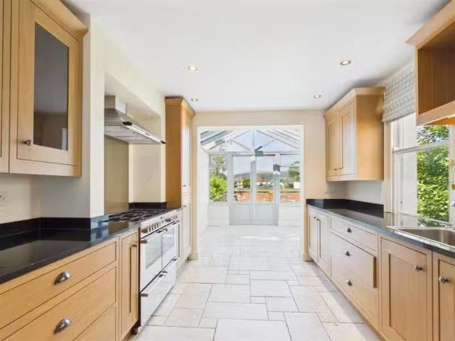 House for rent in Ewens Farm, Cheltenham
