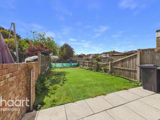 Farm for rent in Romford, Greater London
