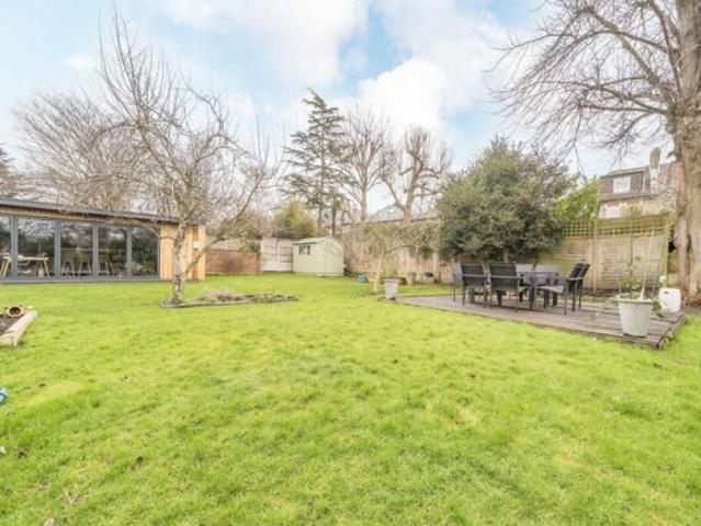 Farm for rent in Streatham, Greater London