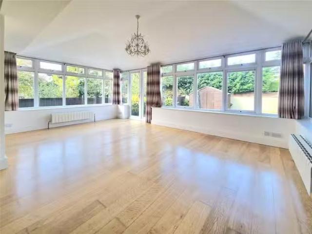 House for rent in Green Street Green, Greater London