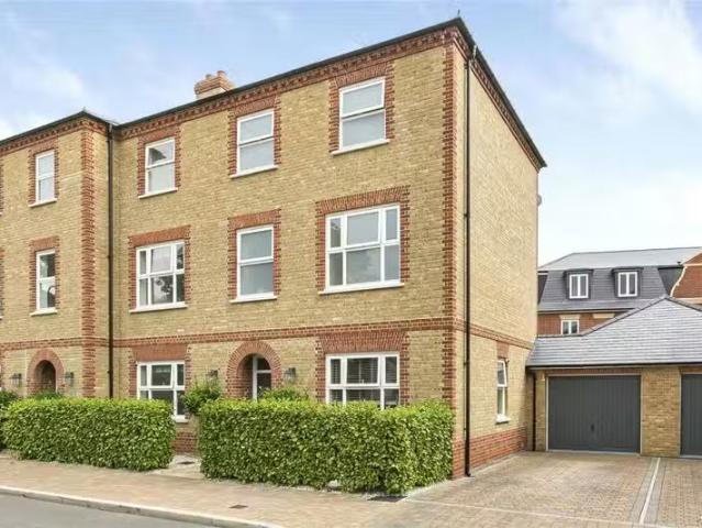 House for rent in Greater London