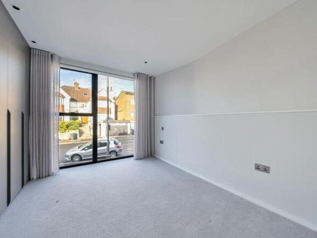 Farm for rent in Golders Green, Greater London