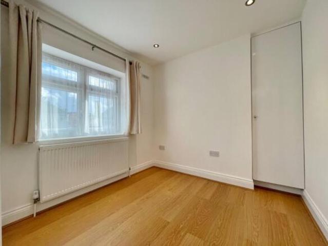 Farm for rent in Mill Hill, Greater London