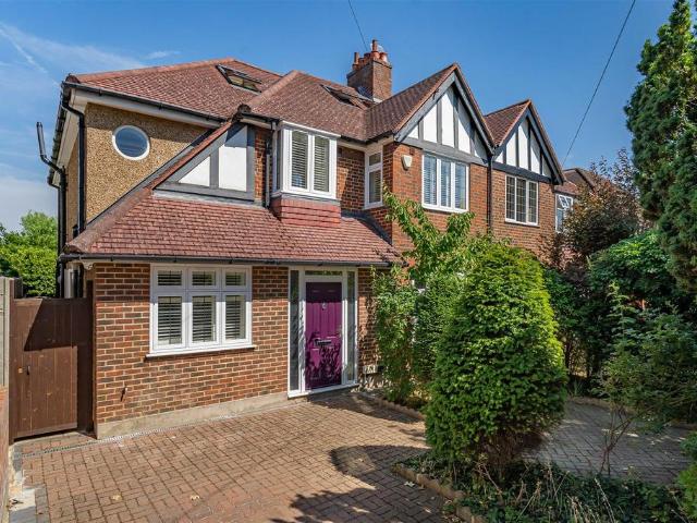 House for sale in New Malden, Greater London