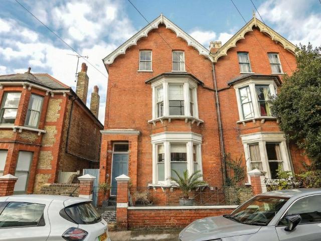 House for sale in Chilton, Acol