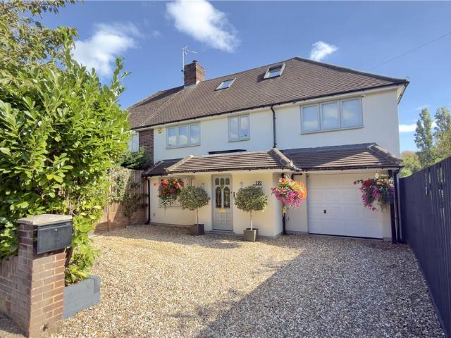 House for sale in Holtspur, Forty Green