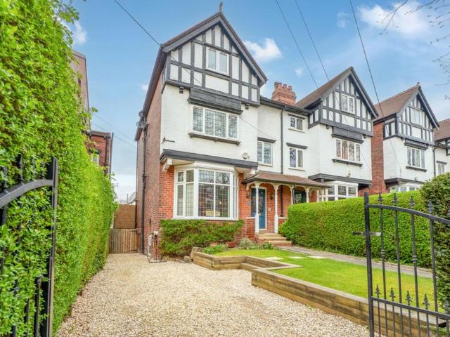 House for sale in Roundhay, West Yorkshire