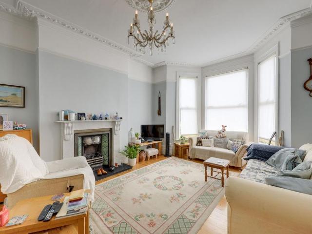 House for sale in London Borough of Lewisham, Greater London