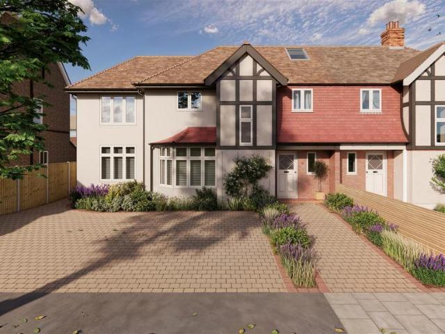 House for sale in London Borough of Hounslow, Spring Grove