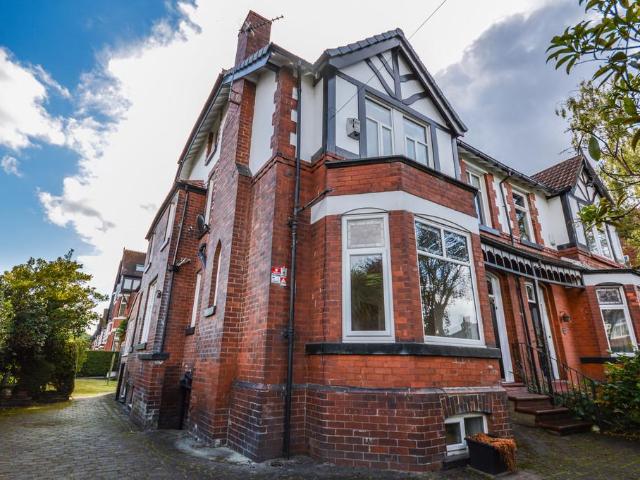 House for sale in Broadheath, Trafford Park