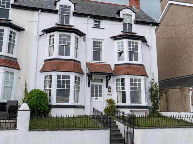 House for sale in Aberdyfi, Wales