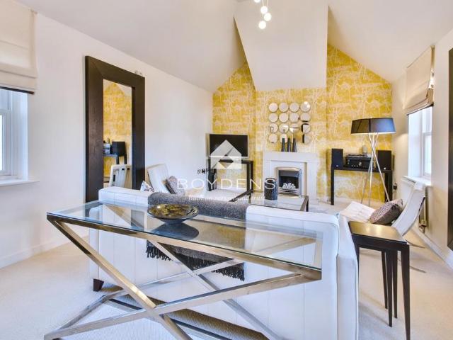 House for sale in Chipping Hill, Essex