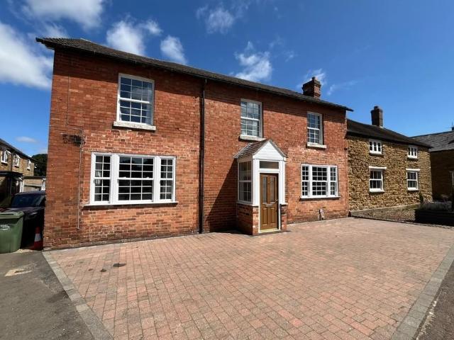 House for sale in Somerby, Brentingby