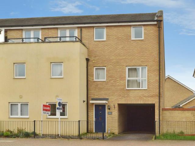 House for sale in Whitehouse, Milton Keynes