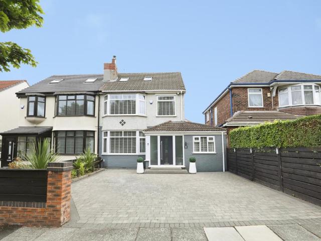 House for sale in Bootle, Sefton