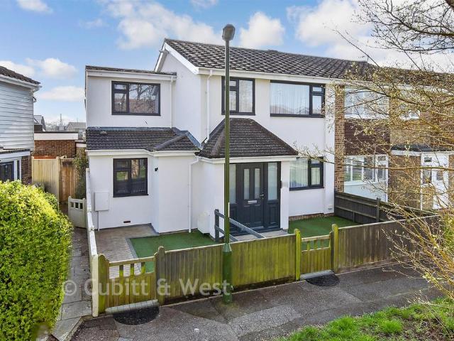 House for sale in Kingston Buci, Fishersgate