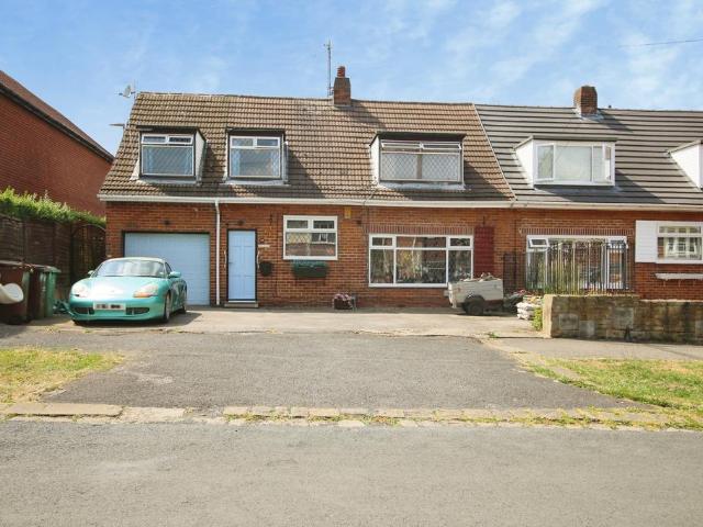 House for sale in West Yorkshire