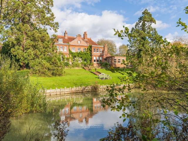 House for sale in Midway, Kent