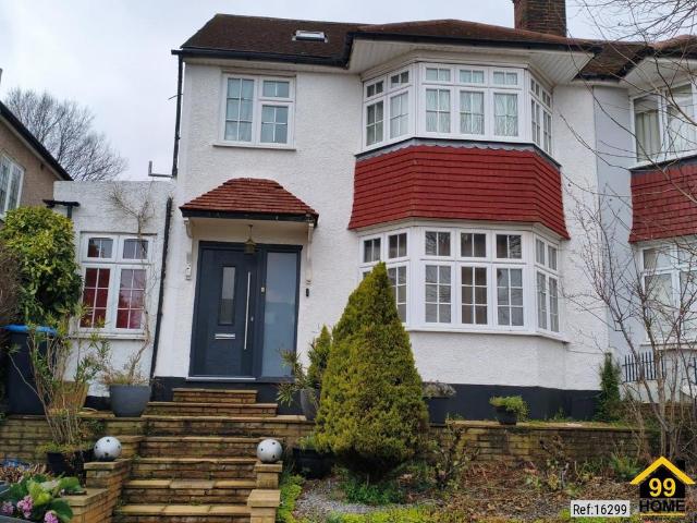 House for sale in Dollis Hill, Greater London