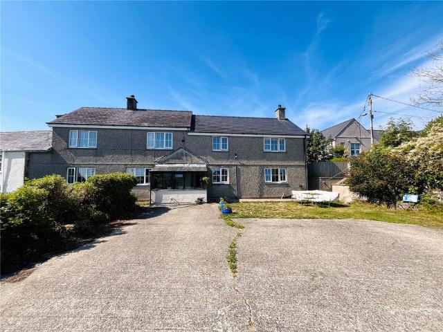 House for sale in Garndolbenmaen, Wales