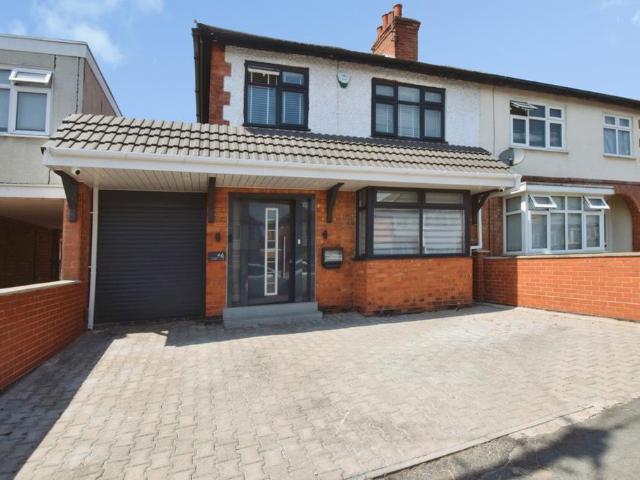 House for sale in Elmfield, Leicestershire