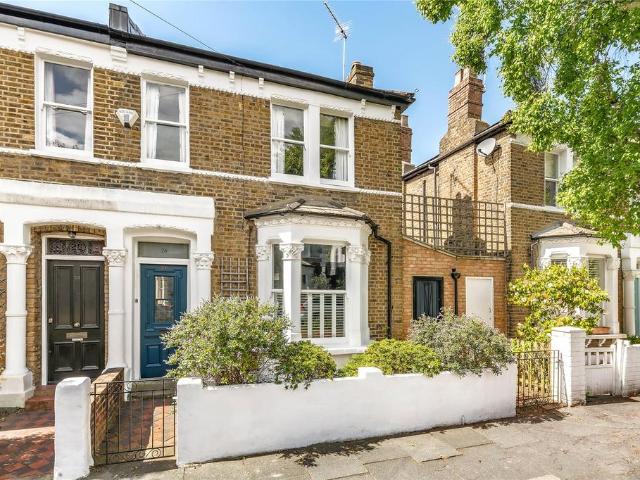 House for sale in Battersea, Greater London