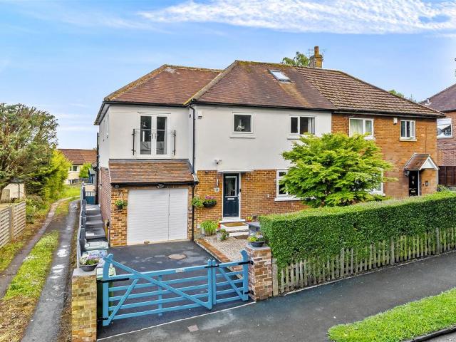 House for sale in Menston, West Yorkshire